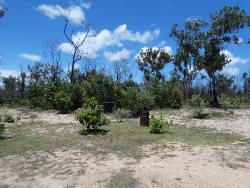 663 Matchbox Road, Deepwater QLD 4674