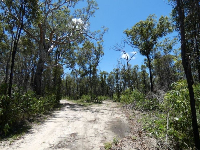 663 Matchbox Road, Deepwater QLD 4674