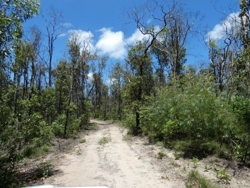 663 Matchbox Road, Deepwater QLD 4674