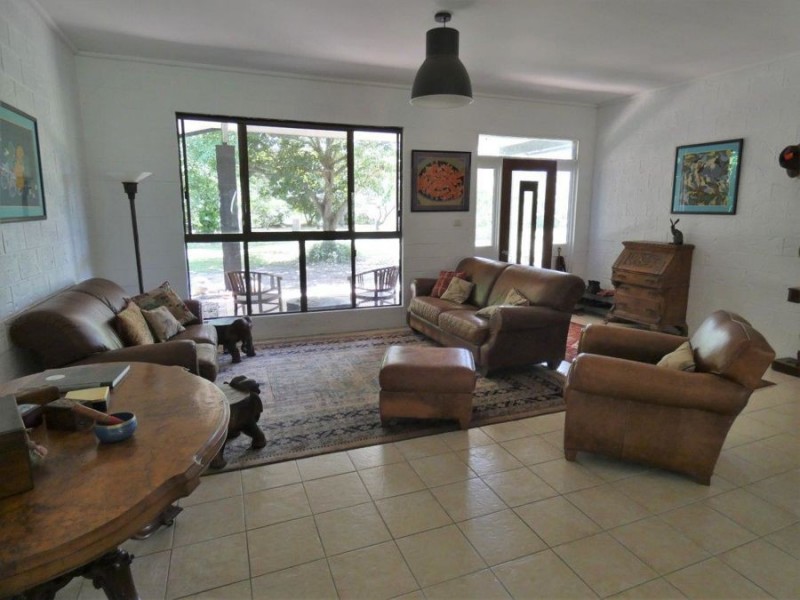 1347 Coast Road, Baffle Creek QLD 4674