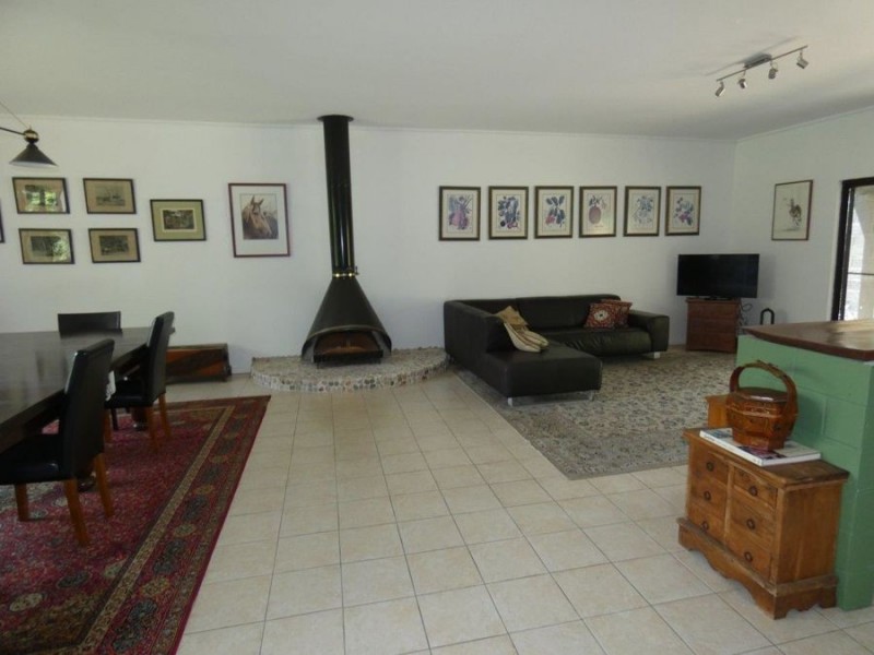 1347 Coast Road, Baffle Creek QLD 4674
