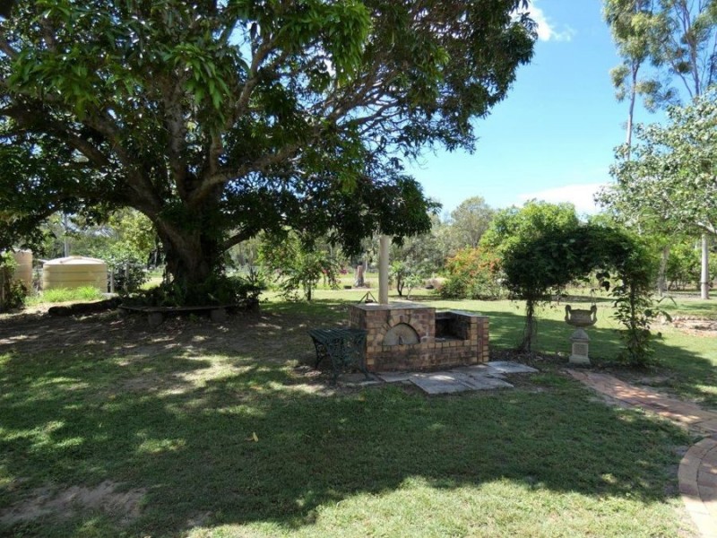 1347 Coast Road, Baffle Creek QLD 4674