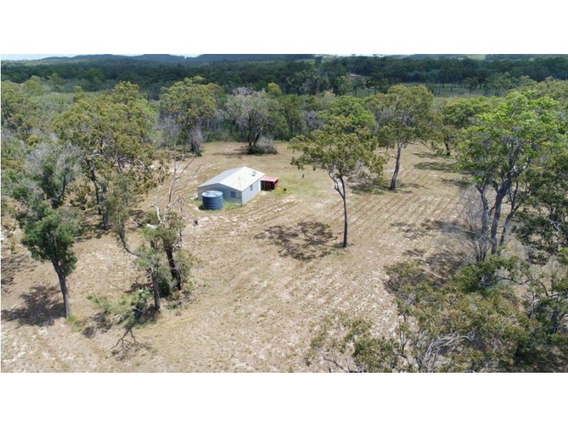756 Matchbox Road, Deepwater QLD 4674