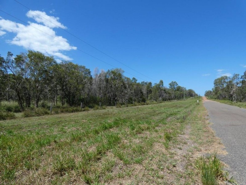 756 Matchbox Road, Deepwater QLD 4674