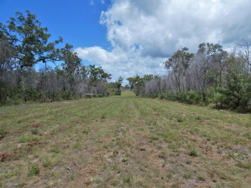 756 Matchbox Road, Deepwater QLD 4674