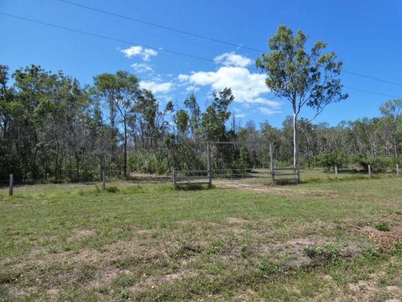 756 Matchbox Road, Deepwater QLD 4674