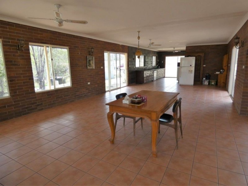 669 Diamond Hill Road, Rosedale QLD 4674