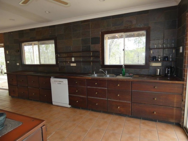 669 Diamond Hill Road, Rosedale QLD 4674