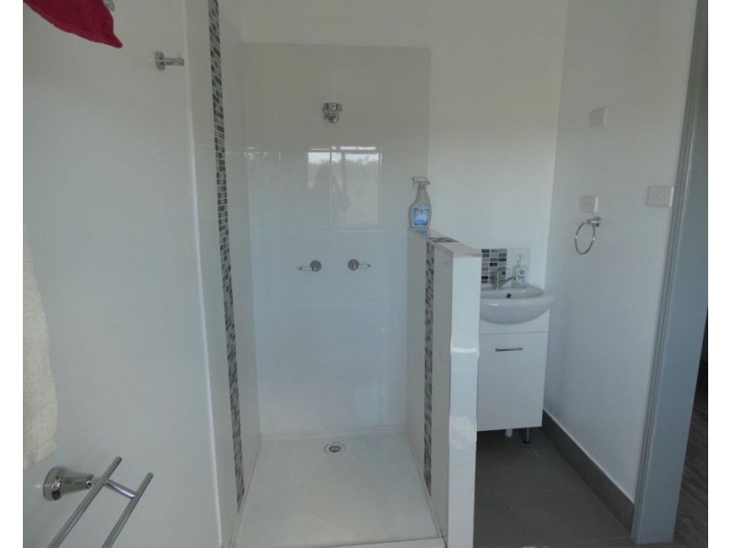 3183 Lowmead Road, Lowmead QLD 4676