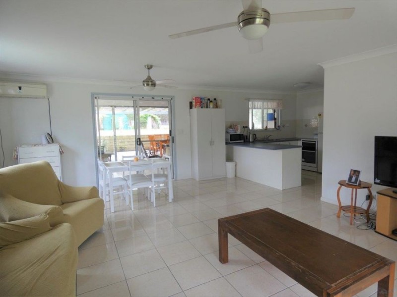 224 Capricornia Drive, Deepwater QLD 4674