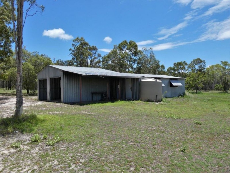 800 Capricornia Drive, Deepwater QLD 4674