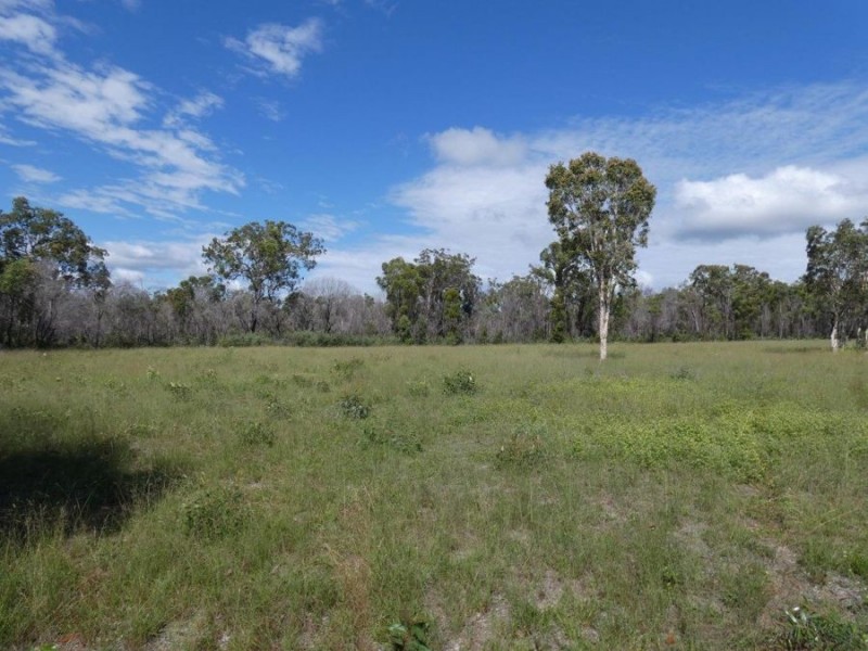800 Capricornia Drive, Deepwater QLD 4674