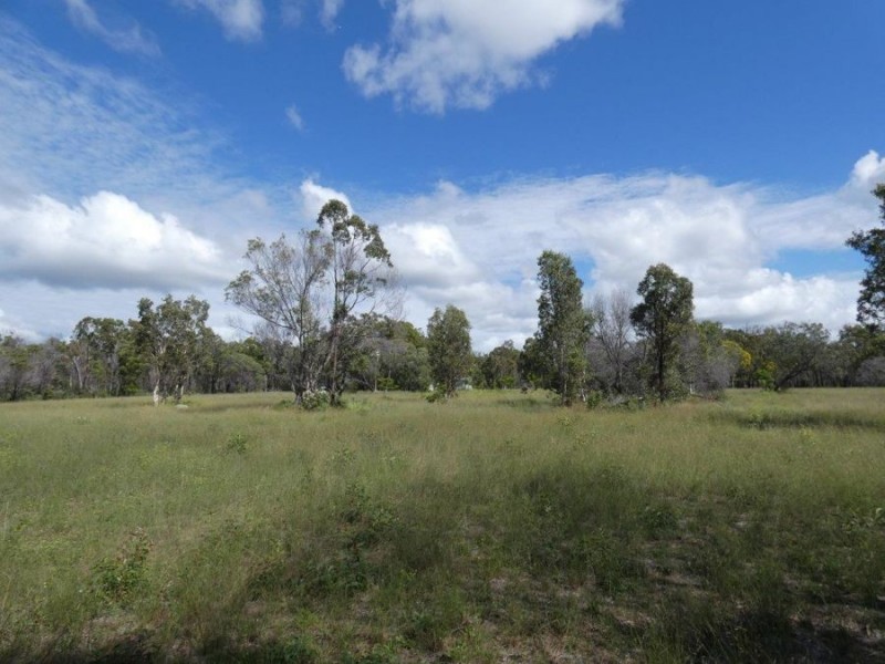800 Capricornia Drive, Deepwater QLD 4674