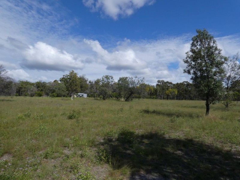800 Capricornia Drive, Deepwater QLD 4674