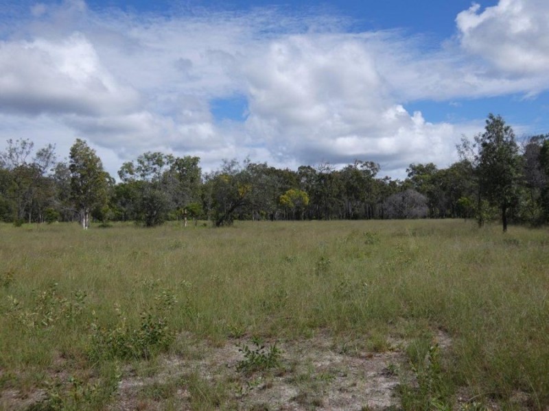 800 Capricornia Drive, Deepwater QLD 4674