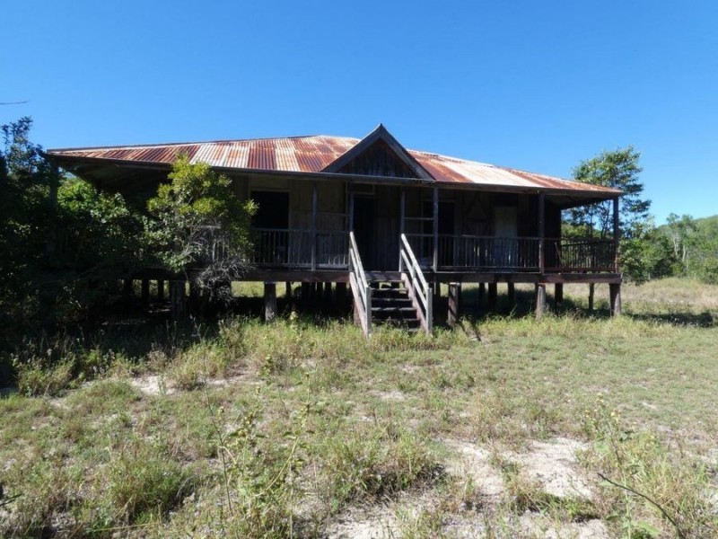 544 Fingerfield Road, Deepwater QLD 4674