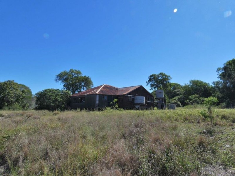 544 Fingerfield Road, Deepwater QLD 4674