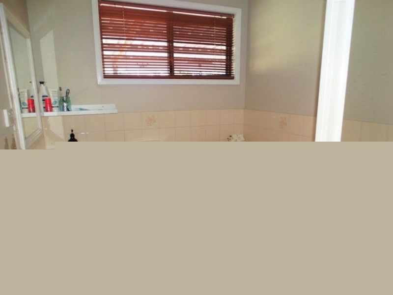 319 Taunton Road, Euleilah QLD 4674