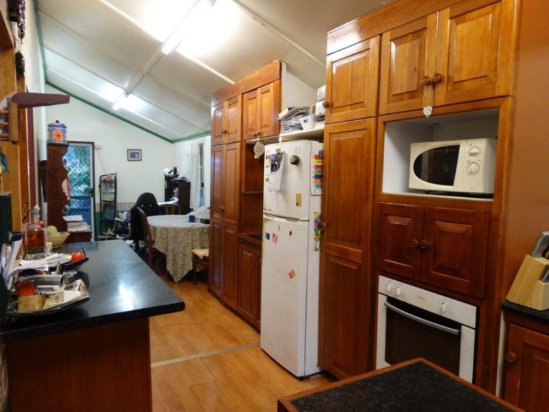 12 Chapman Street, Miriam Vale QLD 4677