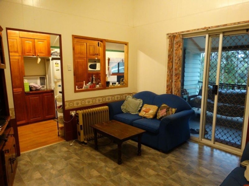 12 Chapman Street, Miriam Vale QLD 4677