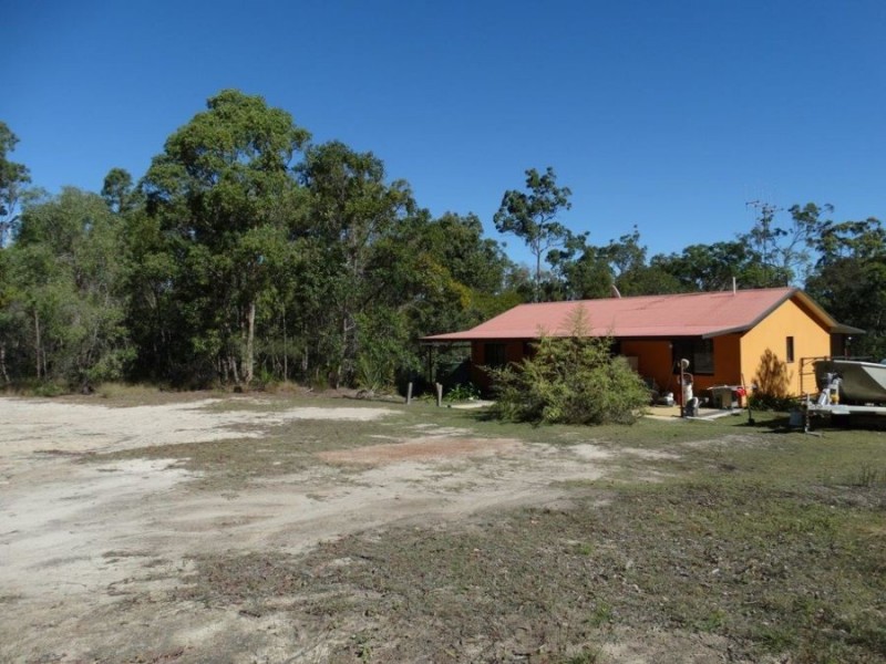 21 Sorensen Road, Baffle Creek QLD 4674