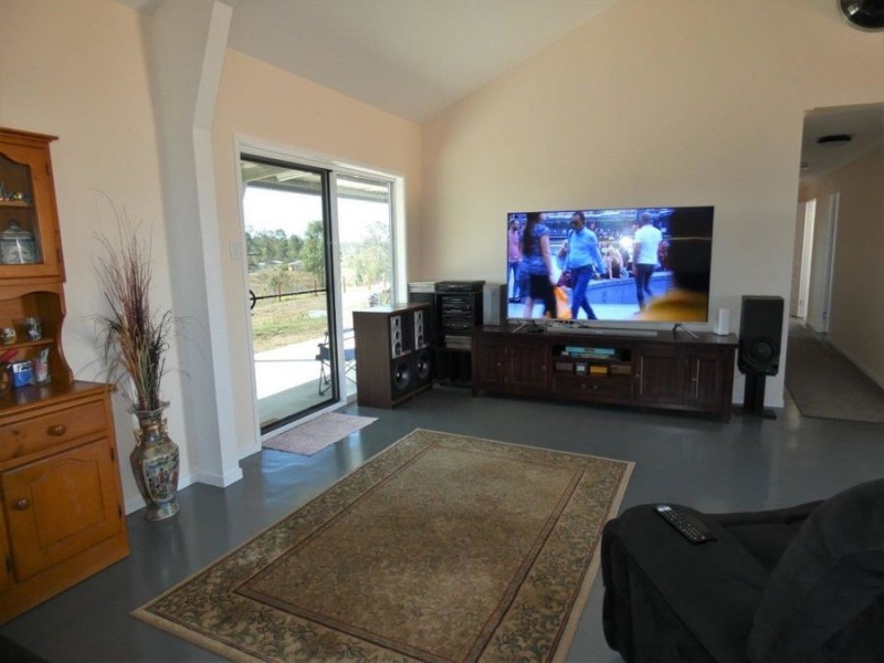 17 Lloyd Jones Road, Rosedale QLD 4674