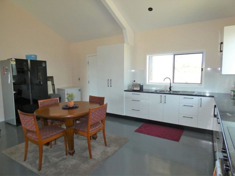 17 Lloyd Jones Road, Rosedale QLD 4674