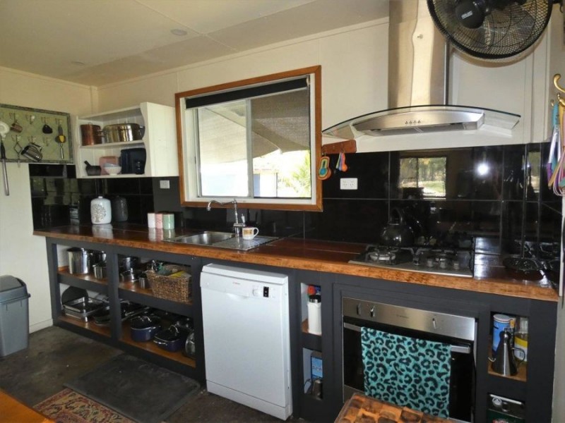 458 Clarke Road, Lowmead QLD 4676