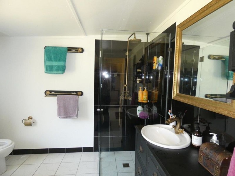 458 Clarke Road, Lowmead QLD 4676