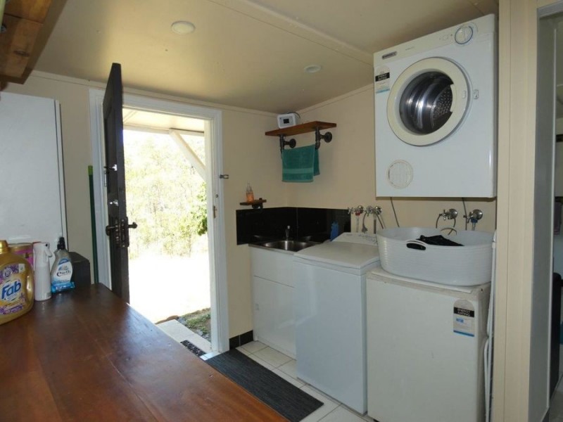 458 Clarke Road, Lowmead QLD 4676