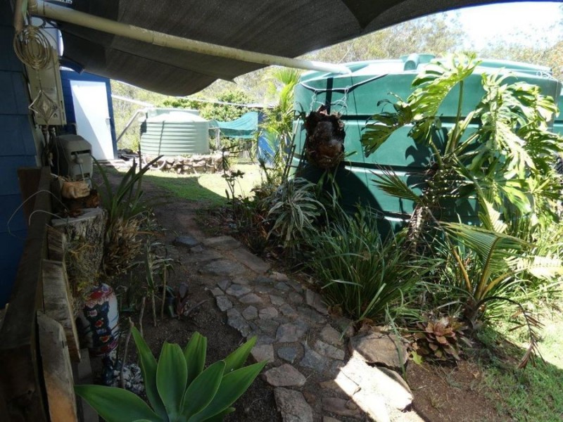 458 Clarke Road, Lowmead QLD 4676