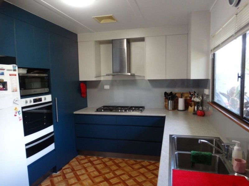 19 Claytons Road, Lowmead QLD 4676
