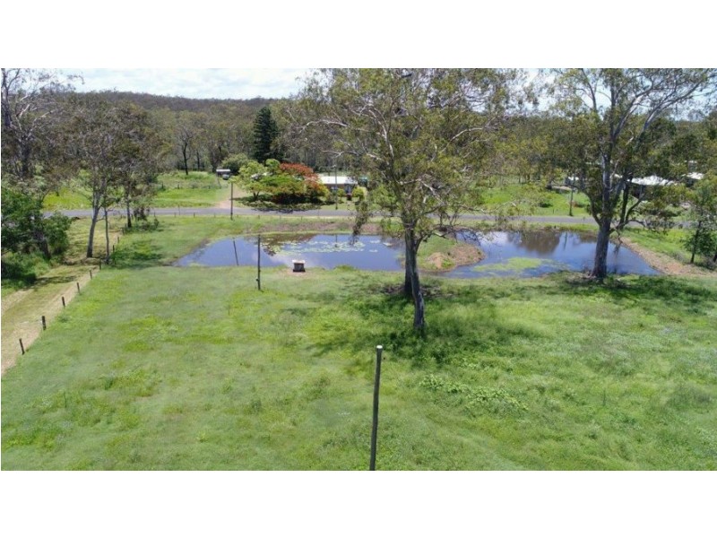 19 Claytons Road, Lowmead QLD 4676