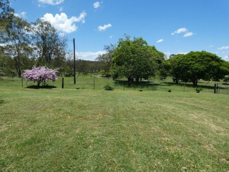 19 Claytons Road, Lowmead QLD 4676