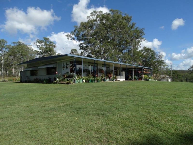 19 Claytons Road, Lowmead QLD 4676