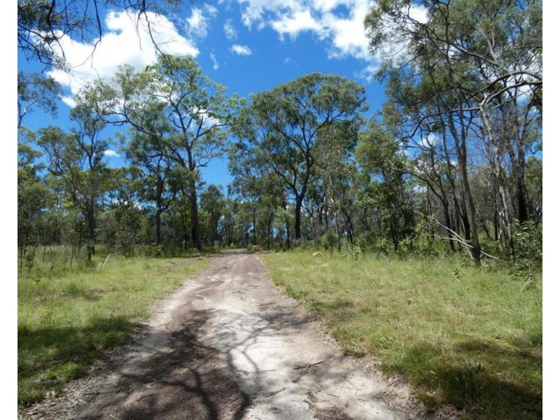 379 Whytallabah Road, Euleilah QLD 4674