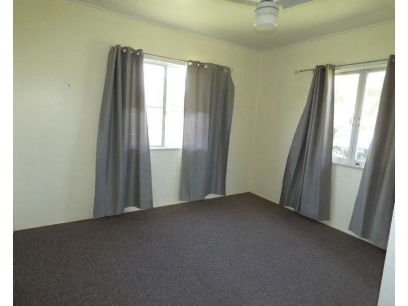 72 Roe Street, Miriam Vale QLD 4677