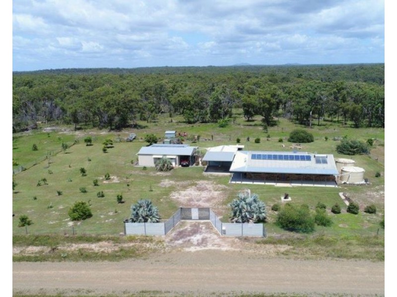 54 Freshwater Court, Deepwater QLD 4674