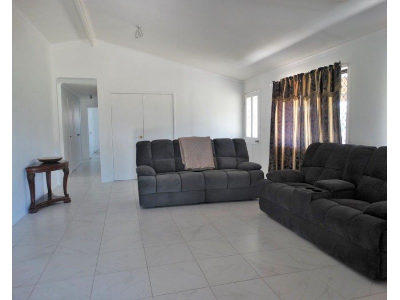 54 Freshwater Court, Deepwater QLD 4674