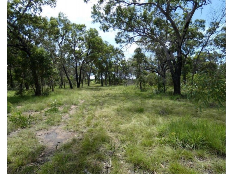 54 Freshwater Court, Deepwater QLD 4674