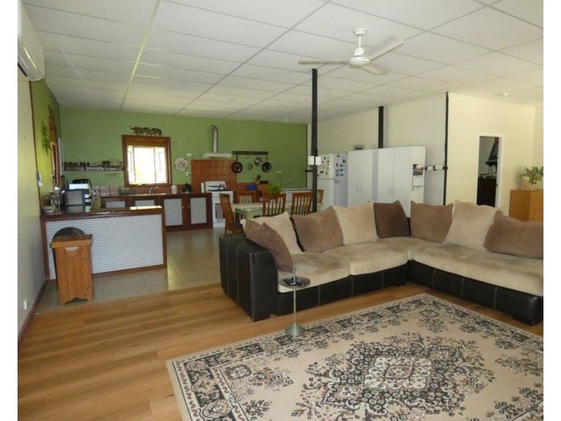 334 Pacific Drive, Deepwater QLD 4674