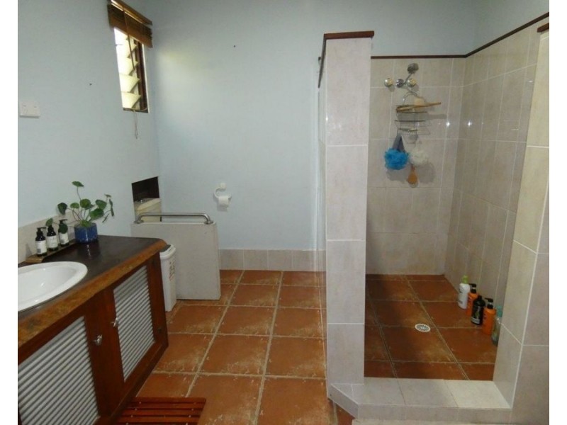 334 Pacific Drive, Deepwater QLD 4674