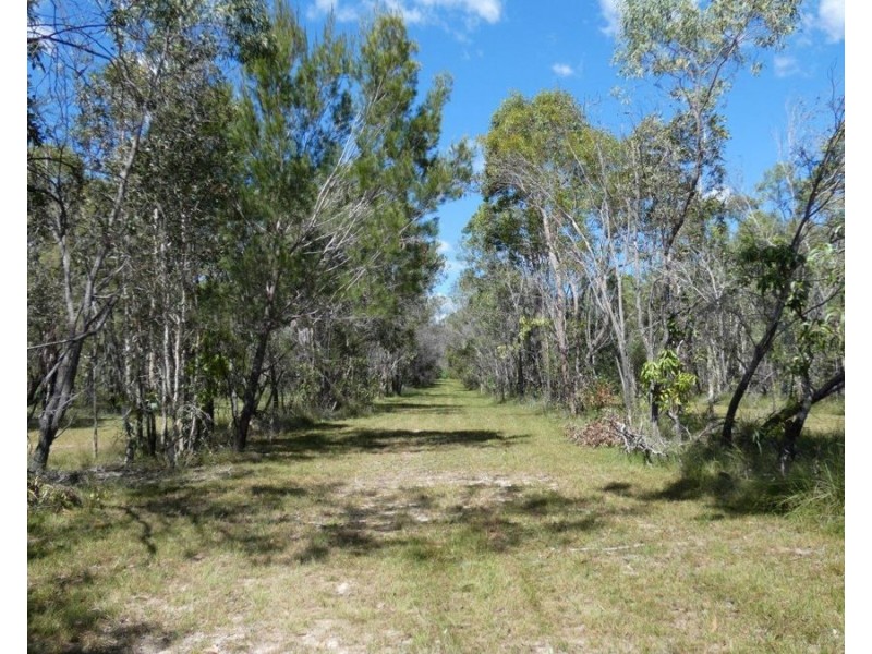 334 Pacific Drive, Deepwater QLD 4674