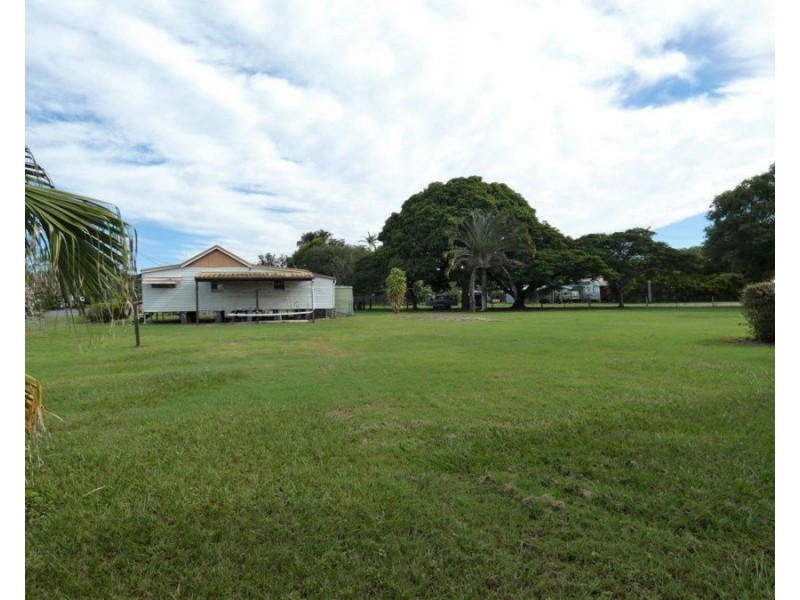 58 Roe Street, Miriam Vale QLD 4677