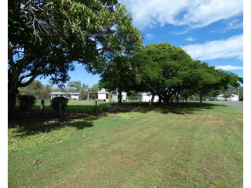 58 Roe Street, Miriam Vale QLD 4677