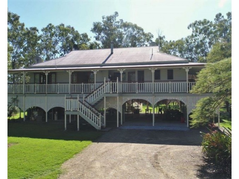 1813 Hills Road, Baffle Creek QLD 4674