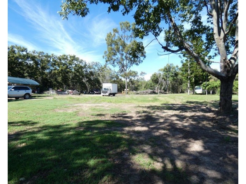 1415 Coast Road, Baffle Creek QLD 4674