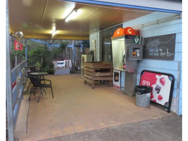264 Coast Road, Baffle Creek QLD 4674