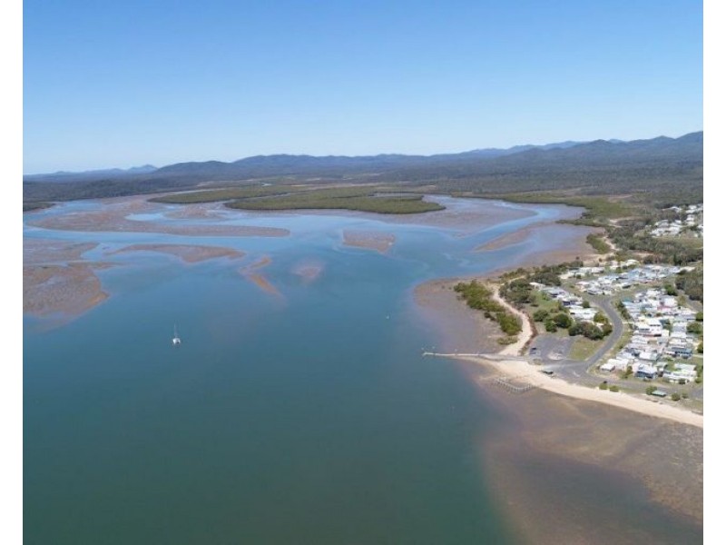 9 Innes Street, Turkey Beach QLD 4678