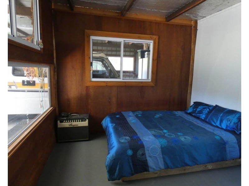 2092 Tableland Road, Mount Maria QLD 4674